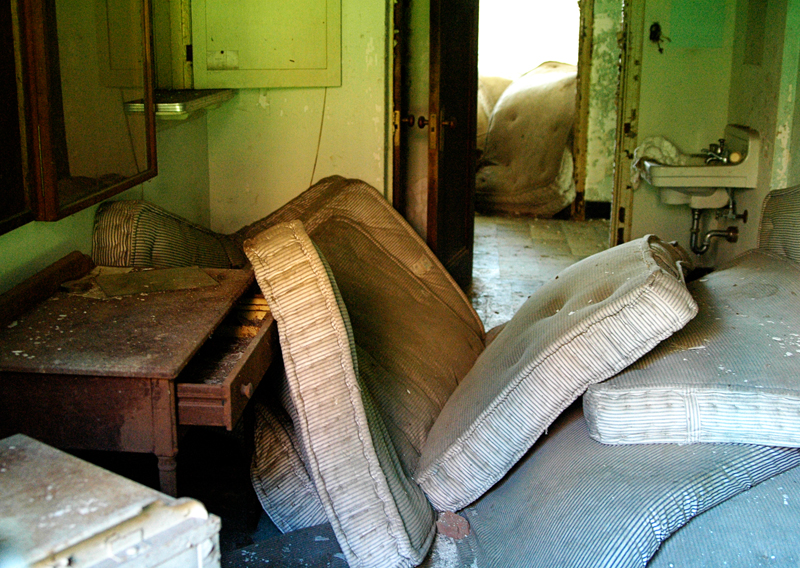 Mayview Psychiatric Hospital | Dmitriy Babichenko Photography