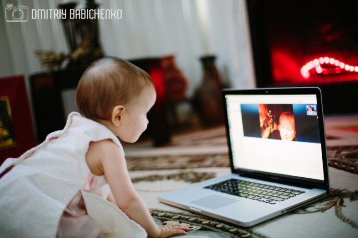 Daniella and Sophia Skyping with Grandma