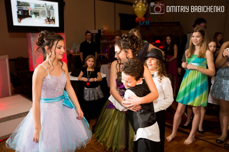 Hannah and Sarah B'not Mitzvah | Dmitriy Babichenko Photography