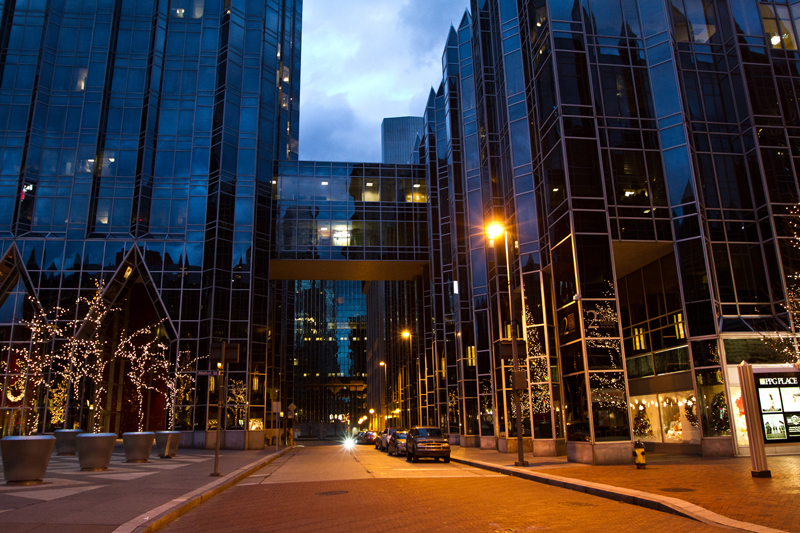 Dmitriy Babichenko Photography | Downtown Pittsburgh, Market Square